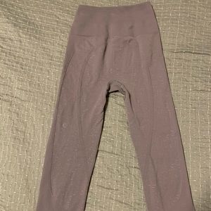 Crop athletic leggings